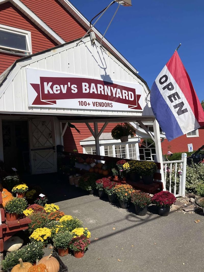 Kev's Barn Yard Flea Market