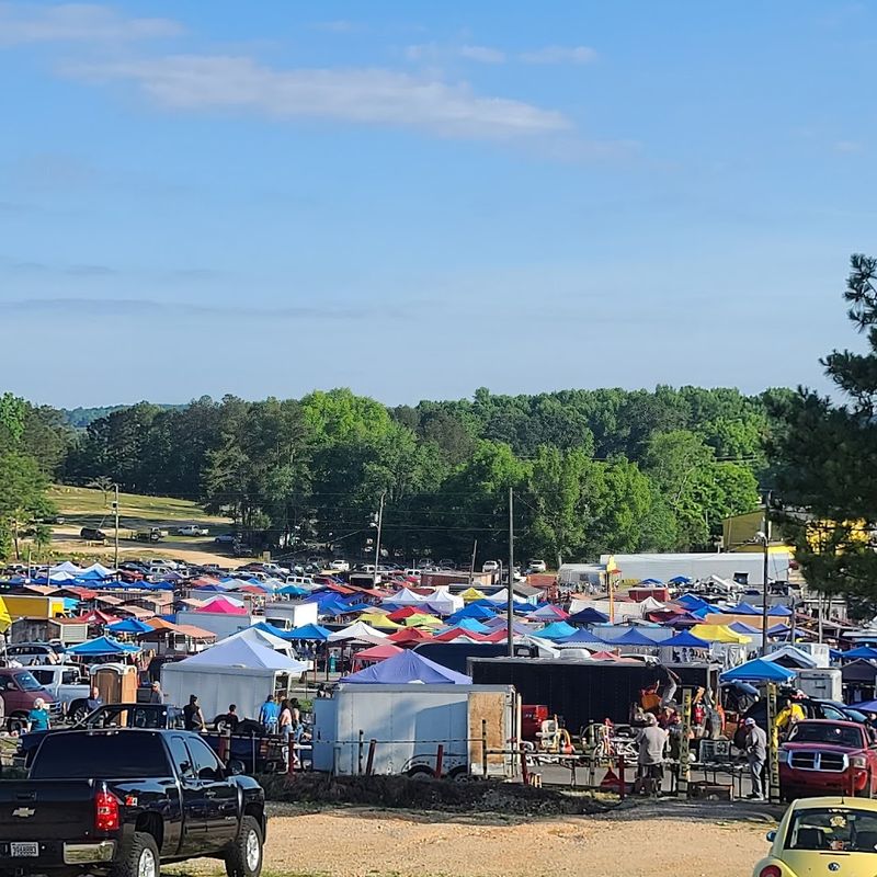 Mountain Top Flea Market &mdash; Attalla, Alabama