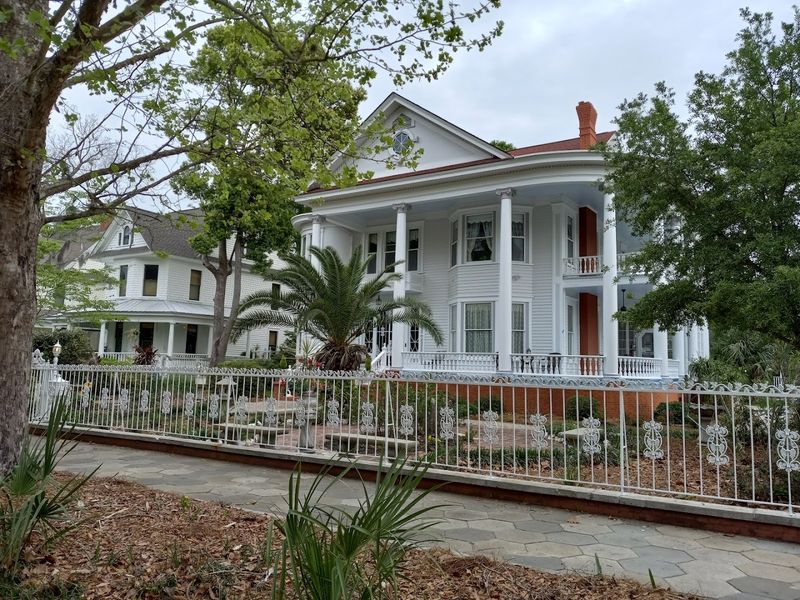 Discover Historic Squares and Architecture