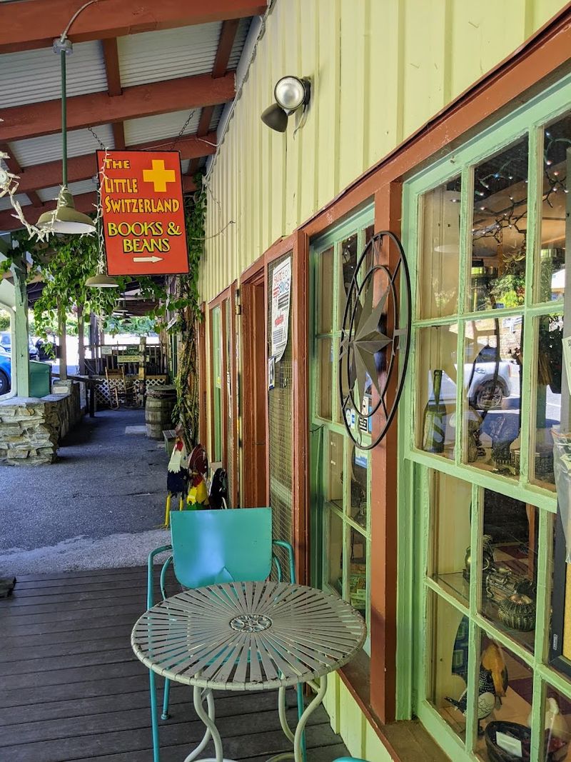 Local Flavor and Mountain Reads