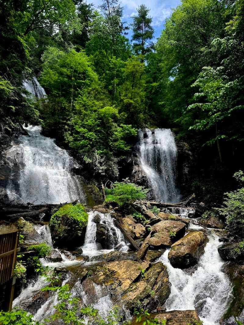 Anna Ruby Falls