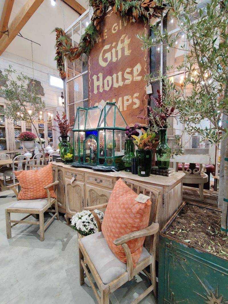 Original Round Top Antiques Fair &mdash; Carmine, Texas