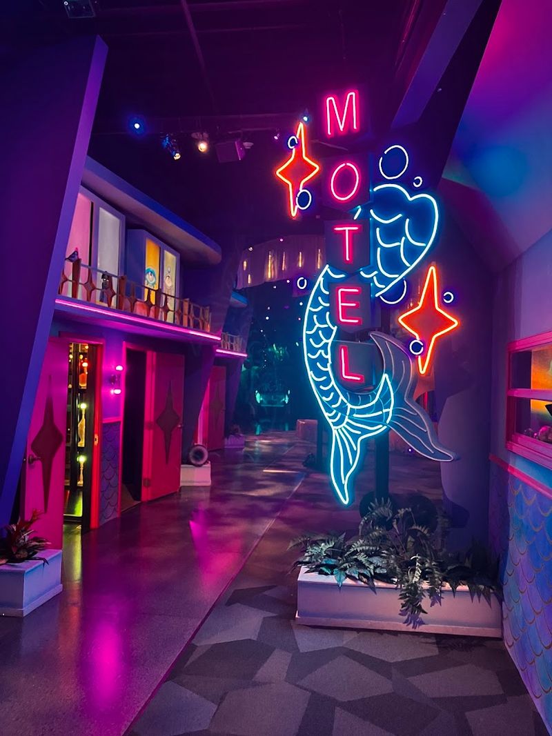 The Motel Reception Room: Florida's Quirky Welcome Desk