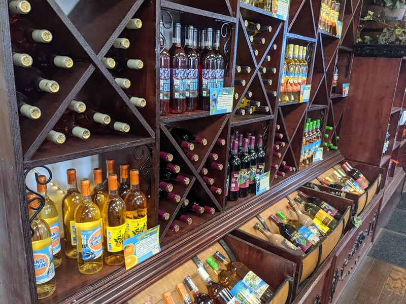 Local Florida Wines That Surprise First-Time Visitors