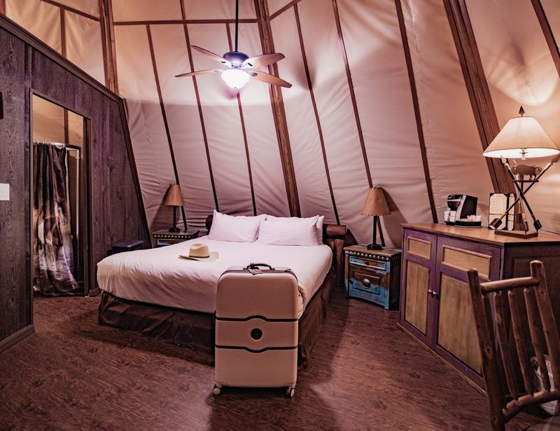 Planning, Prices, and Smart Timing