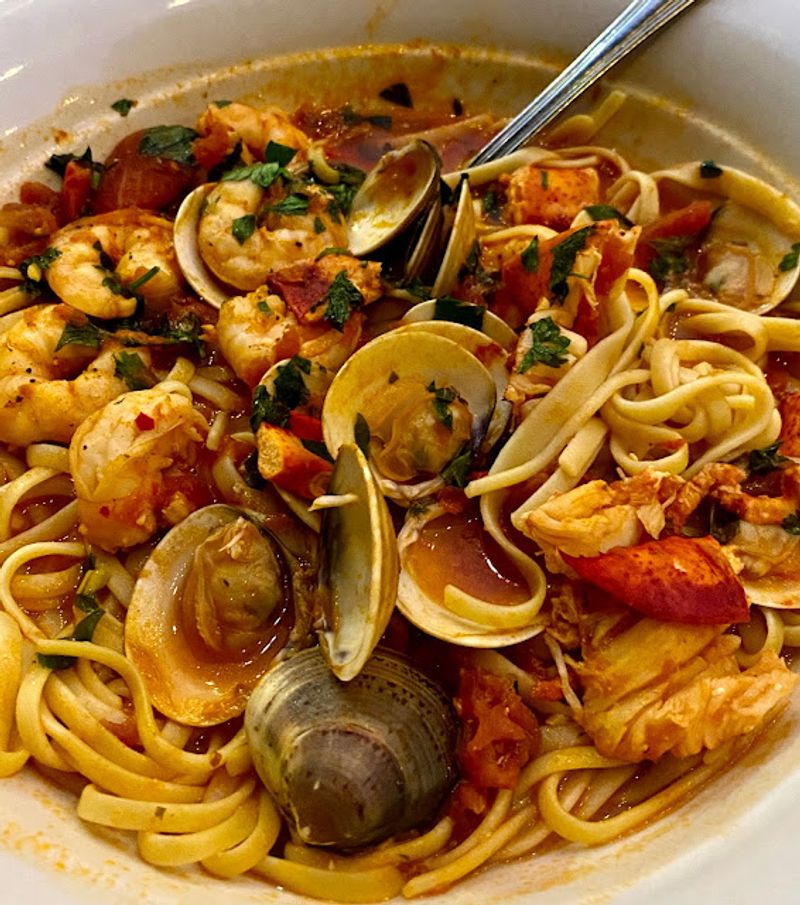 Maggiano's Little Italy (Oak Brook, IL)