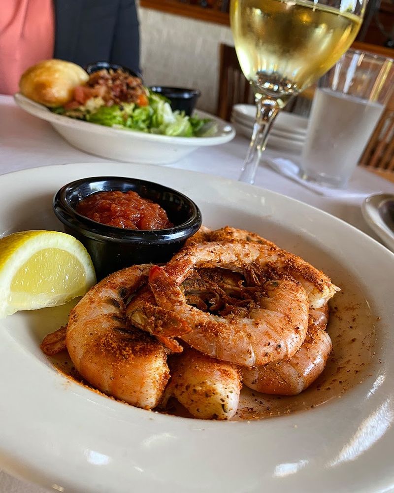 Crispy Shrimp and Seafood Dishes That Keep Coast-Lovers Happy