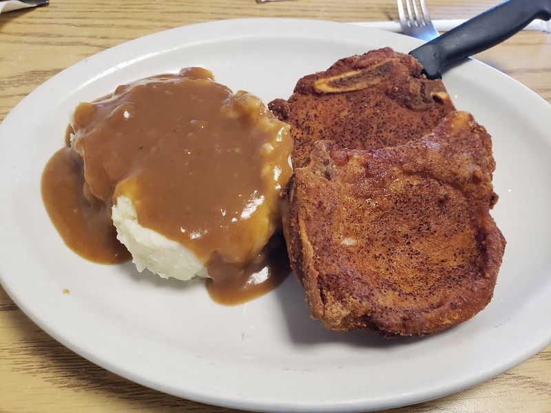 A Hidden Gem in the Quiet Village of Annawan