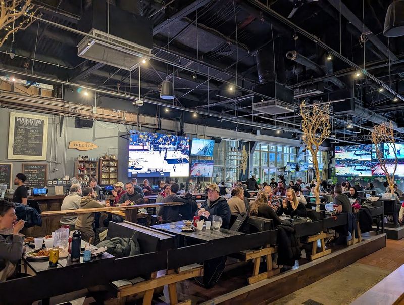 Sports Watching Without Sacrificing Family Time