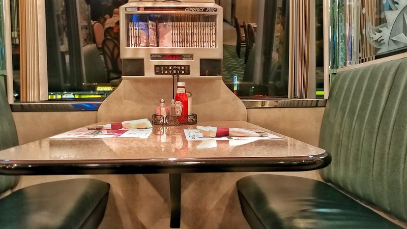 A Proper Sit-Down Atmosphere (Not Fast Casual)