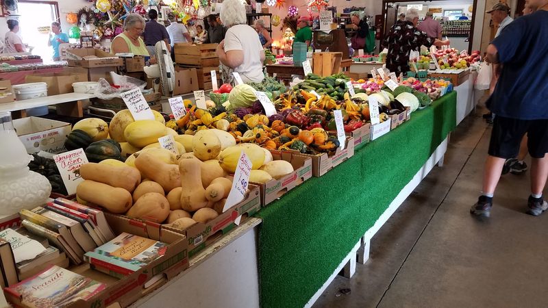 Roots Country Market & Auction, Pennsylvania