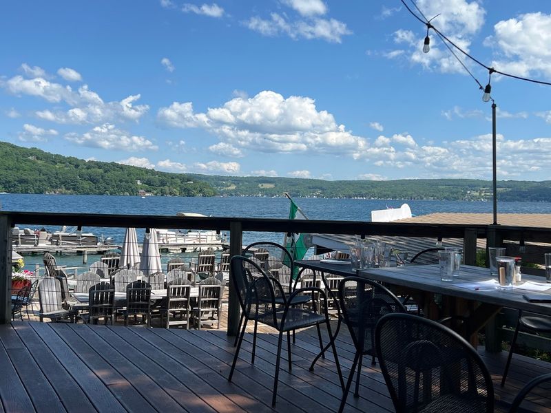 The Lakeside &mdash; Saylorsburg