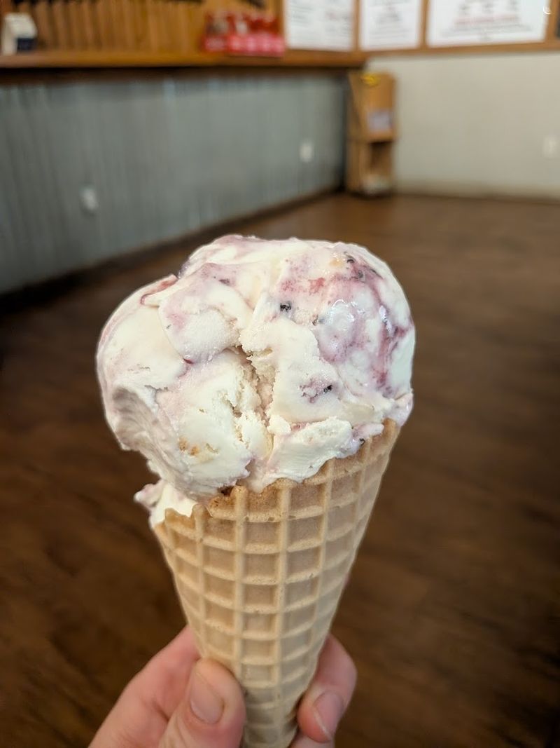 Amish Ice Cream That Steals the Show
