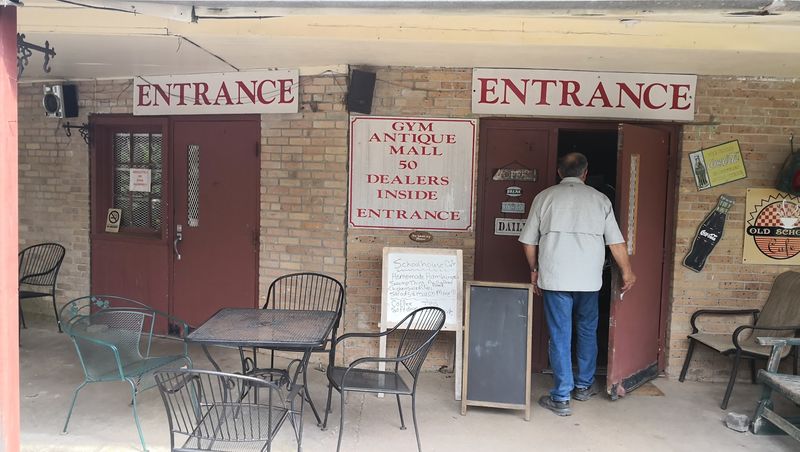 Parking, Access, and Local Etiquette