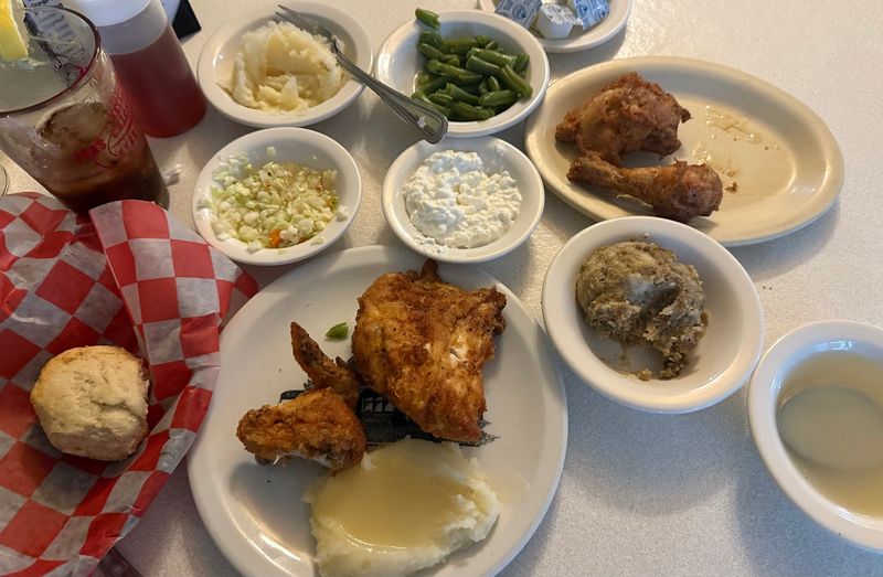 Coleslaw, Cottage Cheese, and Green Beans