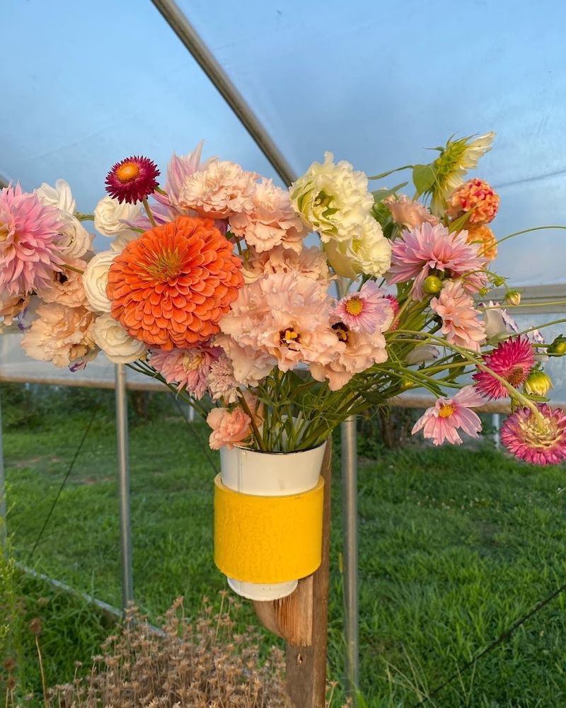 Building Bouquets That Last All Week