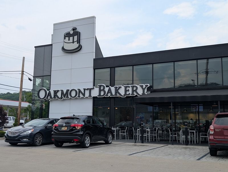 Oakmont Bakery