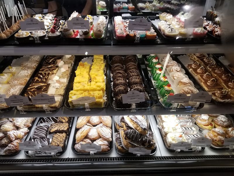 Cantoro Italian Market & Bakery (Plymouth)