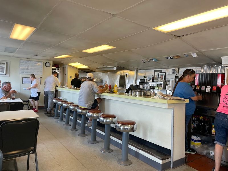 Counter Service, Rhythm, And Banter