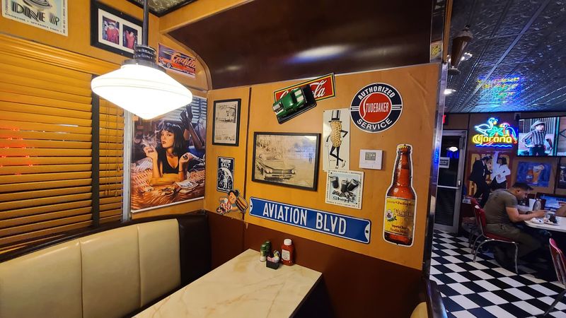 Vintage Decor That Feels Authentic, Not Themed