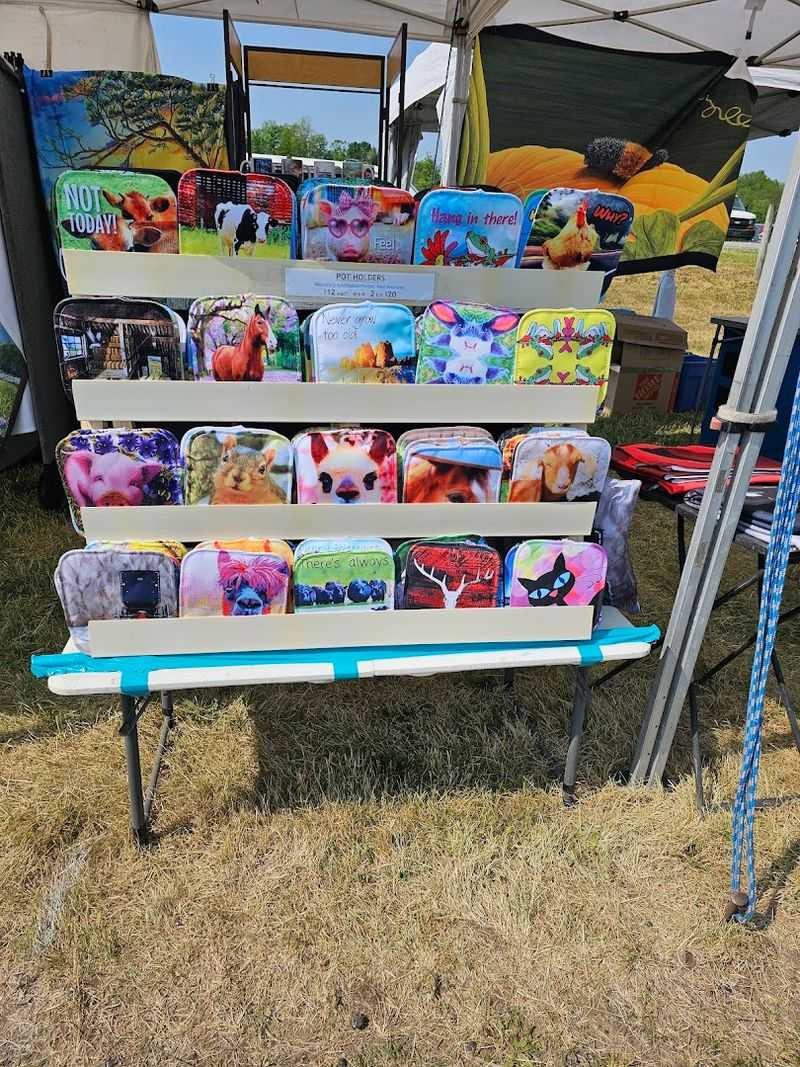 Home Arts, Baking, and Handmade Exhibits