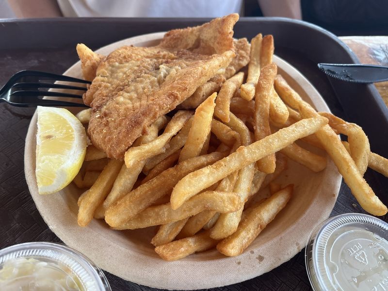 Fried Platters That Stay Crisp