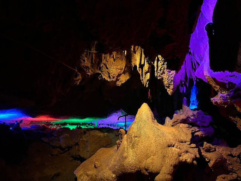 Coral Caverns (Manns Choice)