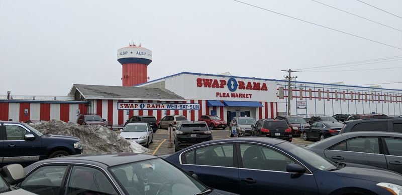 Swap-O-Rama Flea Markets &mdash; Alsip, Illinois