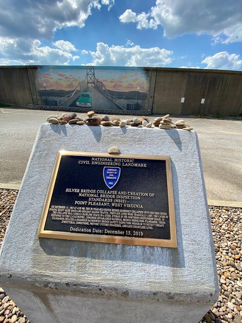 Silver Bridge Memorial Sites