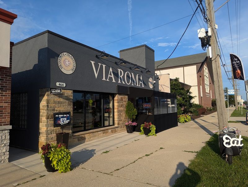 Via Roma (Des Plaines, IL)