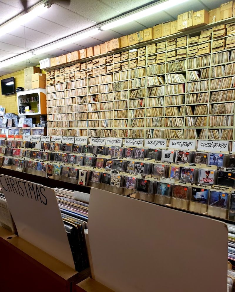 Asking for Help Without Losing the Thrill of the Hunt