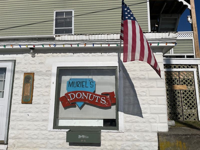 New Hampshire &ndash; Muriel's Donuts (Lebanon)