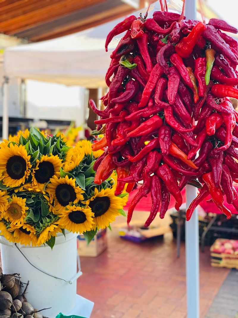 New Mexico - Santa Fe Farmers Market (Santa Fe, NM)