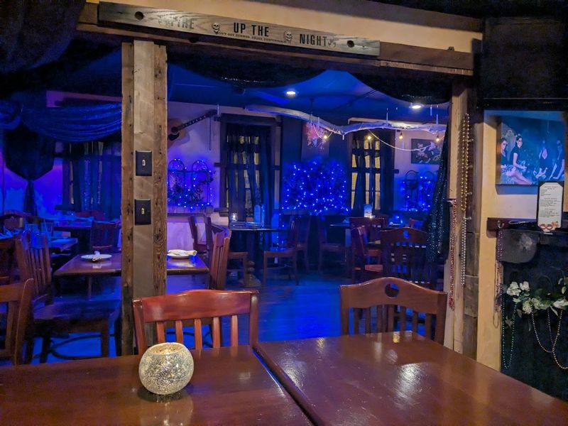 Nora Lee's &mdash; New Castle