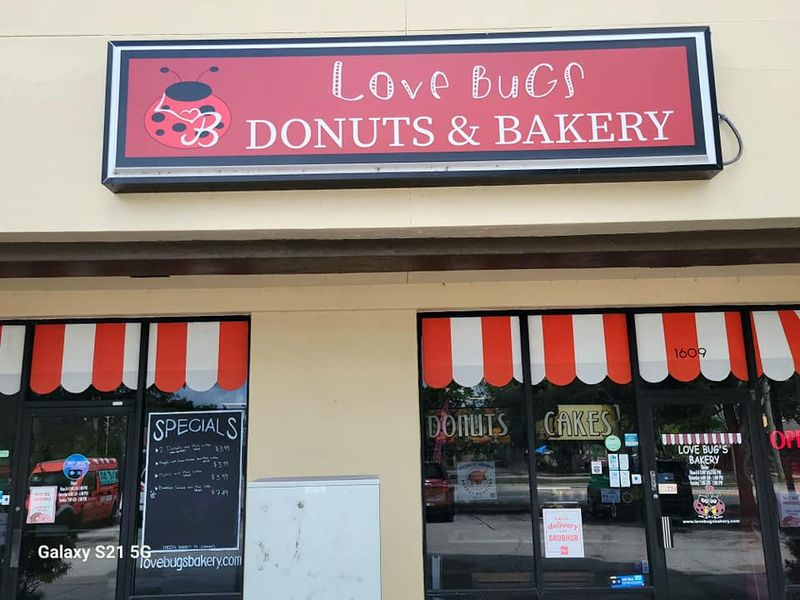 Love Bugs Bakery and Donuts (West Melbourne)