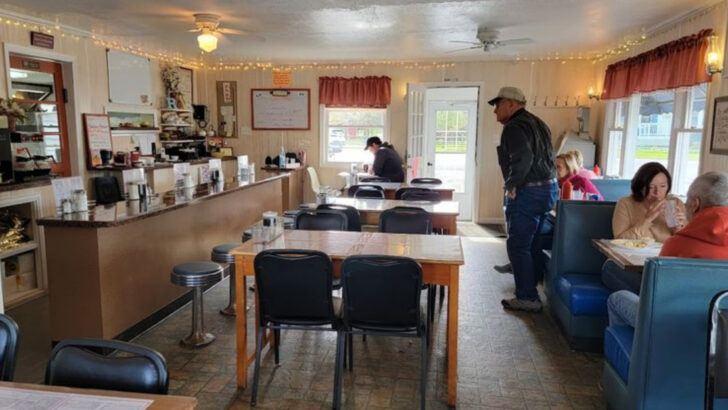 One Breakfast Spot in New York Feels So Much Like Home That Locals Refuse to Start Their Morning Anywhere Else