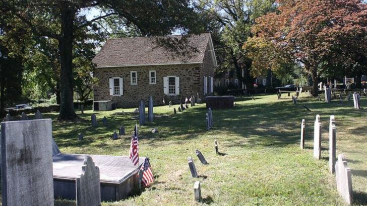 One Of Pennsylvania&rsquo;s Oldest Stone Churches Has Been Standing Since 1698