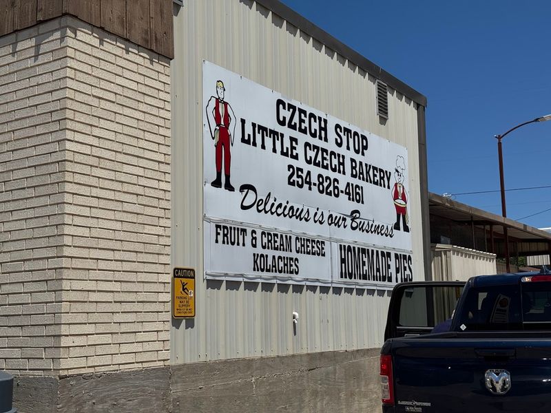 Hours, Address, and Easy Access