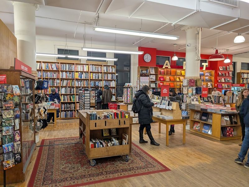 The Strand &mdash; New York (New York City)