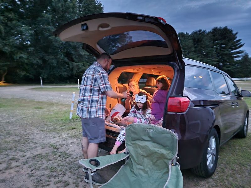 Family SUV Setup: How to Make the Most of Your Drive-In Night