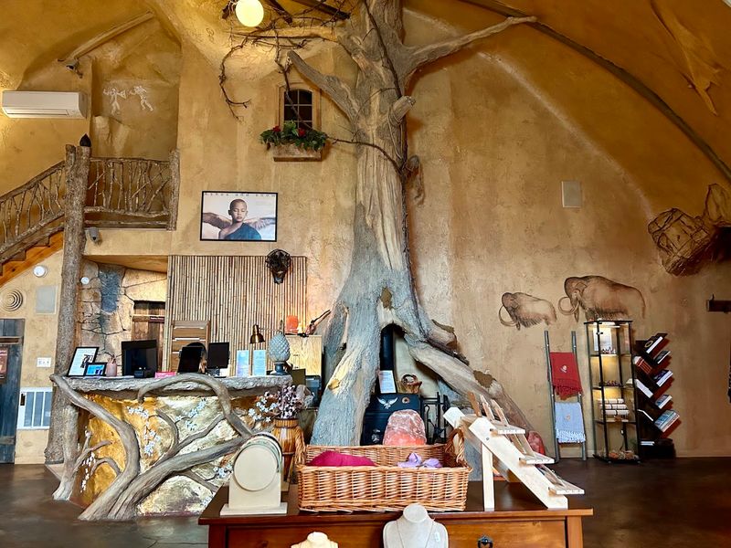 Setting, Atmosphere, and Little Details That Matter