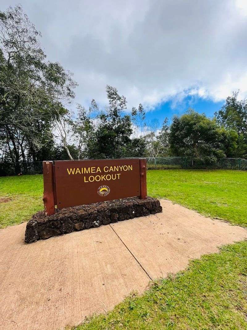 Waimea Canyon Lookout
