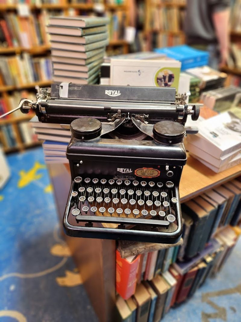 Old Books on Front Street (Wilmington)