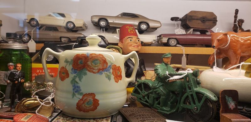 Affordable Souvenirs and Gift-Worthy Picks