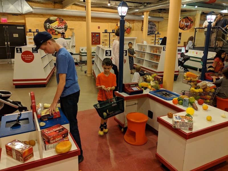 The Giant Play Grocery Store