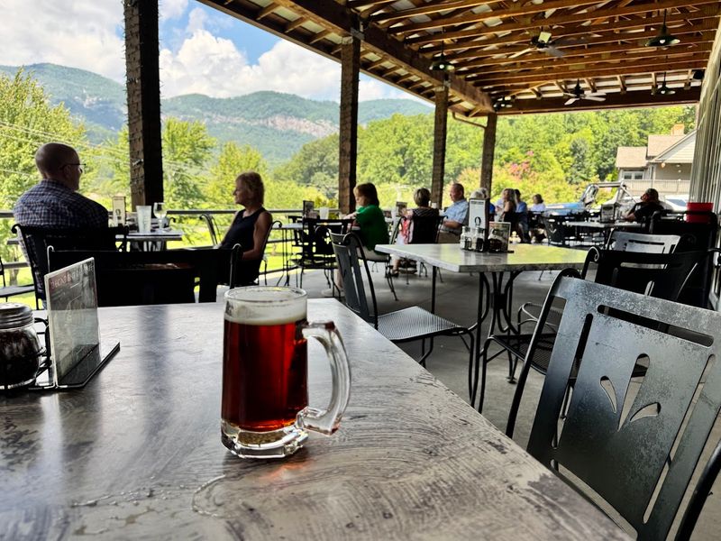 La Strada &ndash; Lake Lure