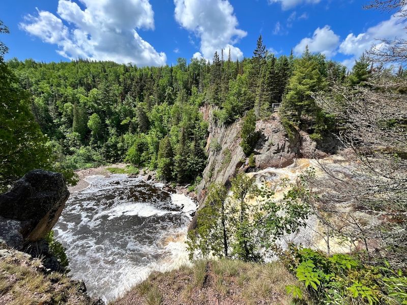 What to Pack for a Smooth Hike