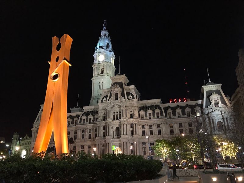 Clothespin Sculpture (Philadelphia)