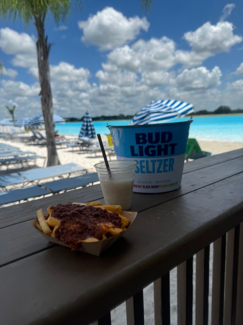 Food, Drinks, and What to Expect at the Lagoon's Eateries