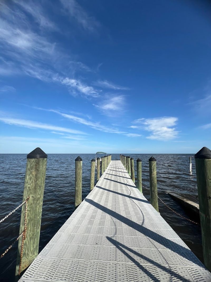 Cedar Key Slow-Coast Day